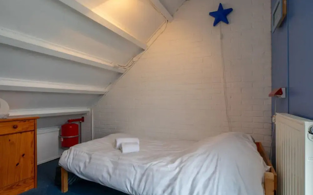 Holiday Home in De Punt With Pool & Garden