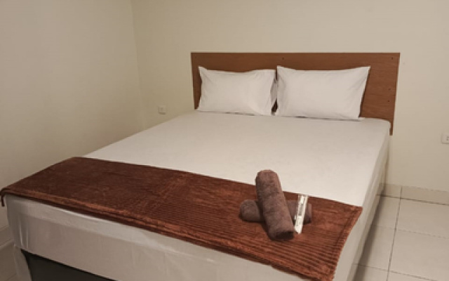 Aquila Family Homestay – Guest Rooms – Bandar Lampung