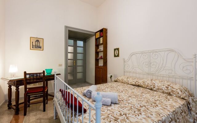 Apartment - Corso V. Emanuele III BH 81