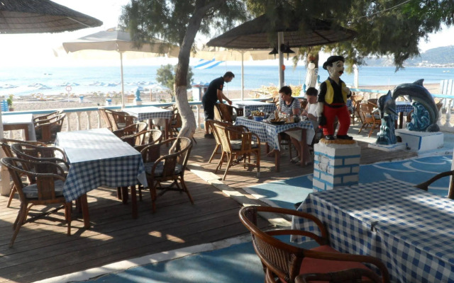 Kastri Boutique Beach