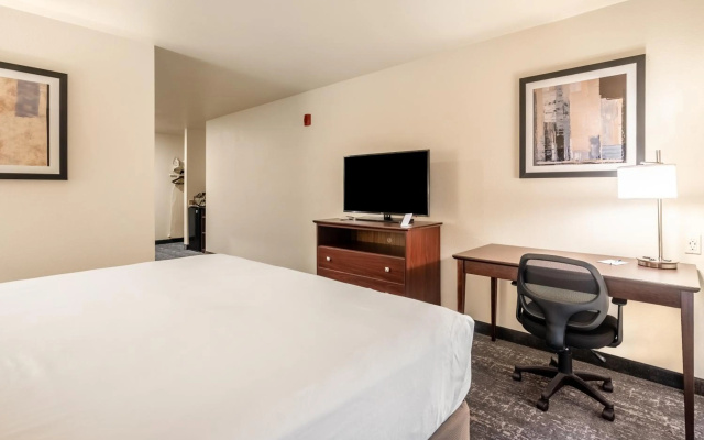 Cobblestone Hotel & Suites - Andrews