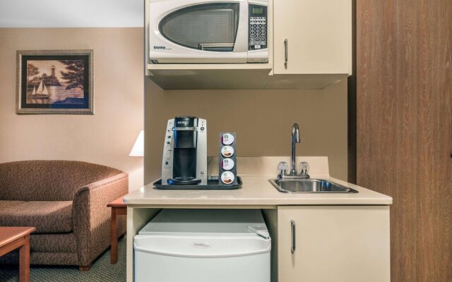 Ramada Clairmont/Grande Prairie