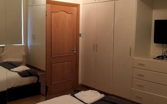 LVE- Knightsbridge Apartments