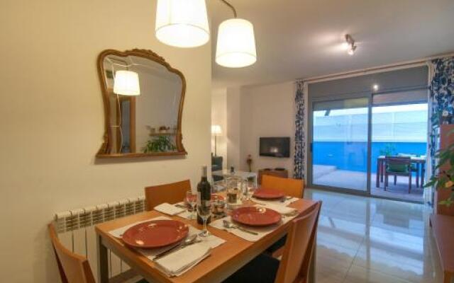 Hola! - Sitges by the beach