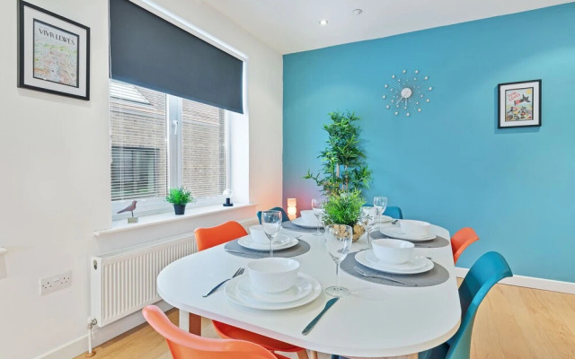 Chalk Cliff panoramic view apartment