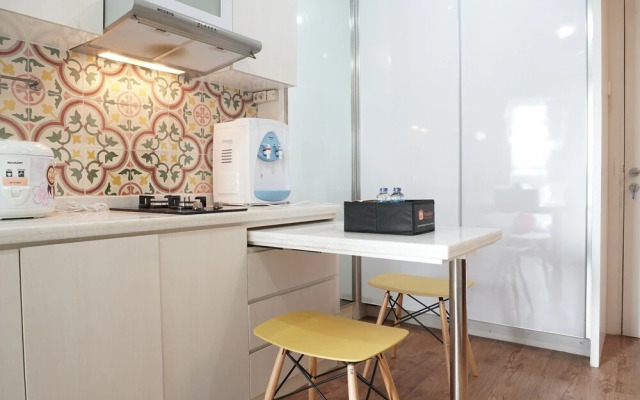 Cozy And Functional 1br Green Pramuka Apartment