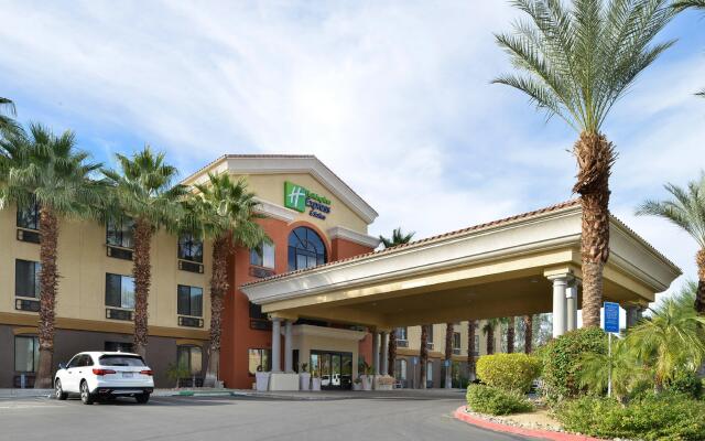 Hampton Inn & Suites Cathedral City