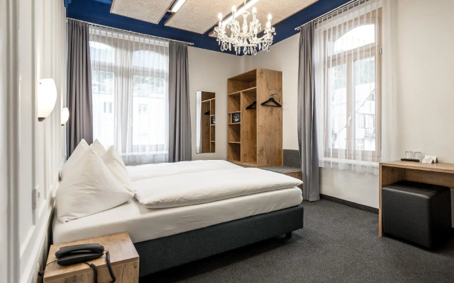 Hotel Ochsen – Guest Rooms – Davos