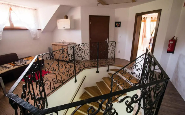 Family House Apartma