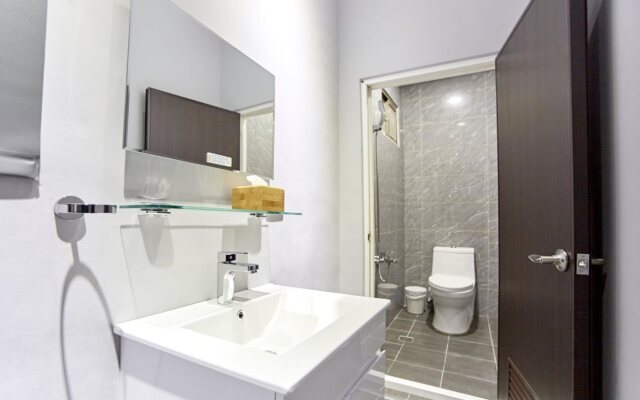 Taichung Fengjia Light