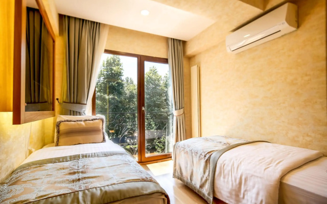 Lale Hotel