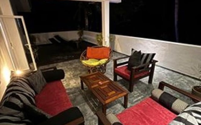 Villa Luxury Virginia With Pool and Garden