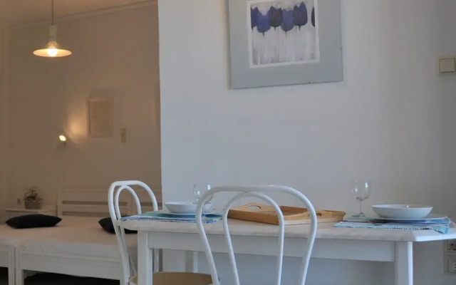 Villa Fleria Seaside Studios & Apts