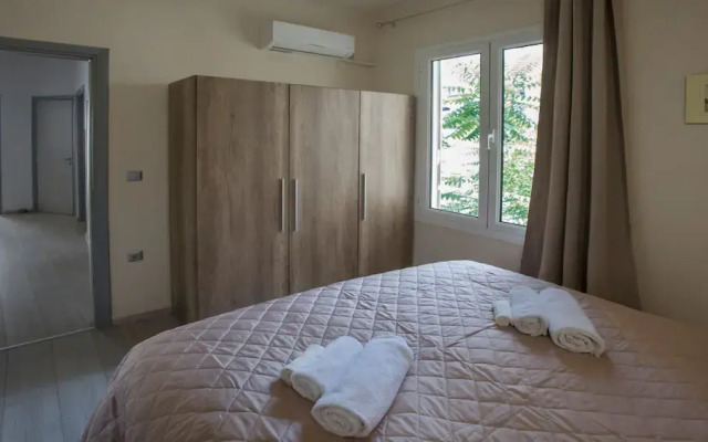 Lux 2BR Home On The Steps Of Acropolis