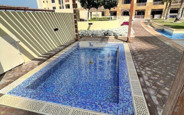 Marina Residence 1004