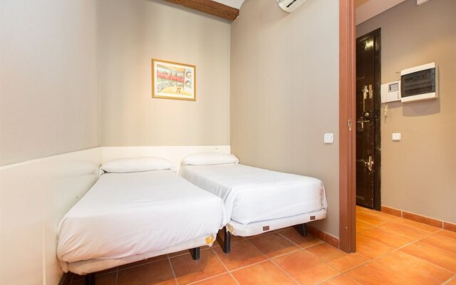 Apartments In Barcelona (AinB) Raval-Hospital