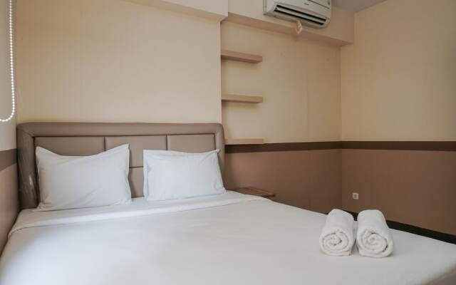 Homey and Compact 2BR Pluit Sea View Apartment