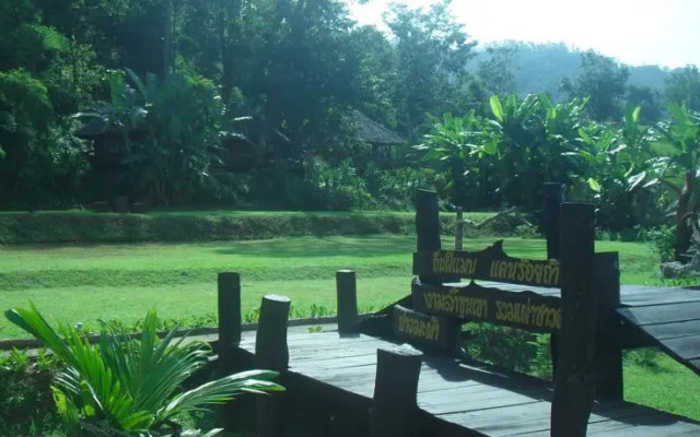 Baan Chonpao camping and resort