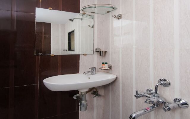 OYO 11890 Farmhouse Residency