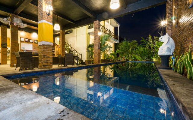 Nyuh Gading Home Stay Lembongan