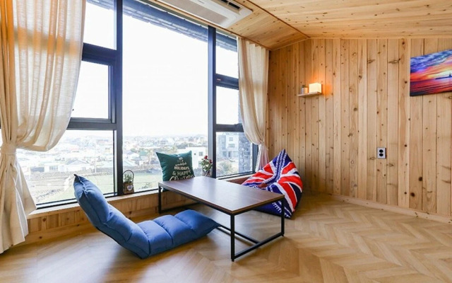 Woljeong Hill Pension