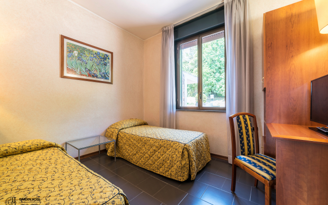 Garden Hotel