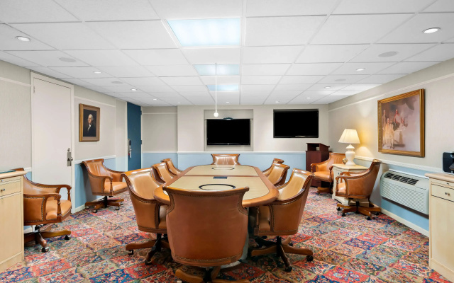 SureStay Plus Hotel by Best Western Brandywine Valley