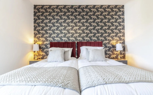 Wyndham Square Apartments by K Boutique