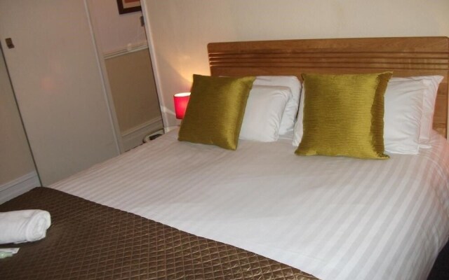 The Croydon Hotel