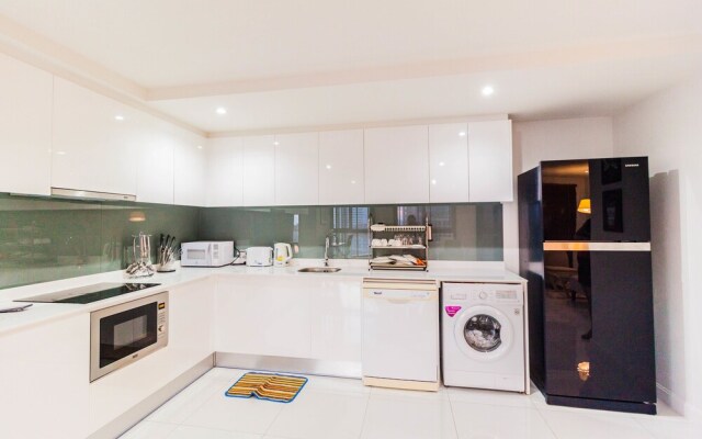 The Place Pratumnak by PSR ASIA