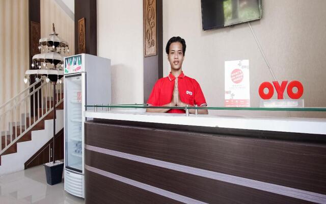 OYO 3935 Artha Ambarukmo Exclusive