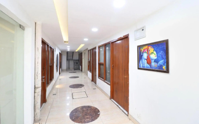 Sood Stays By OYO Rooms