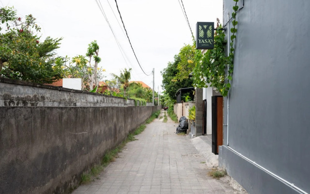 RedDoorz Plus @ Yasa’s Living Denpasa