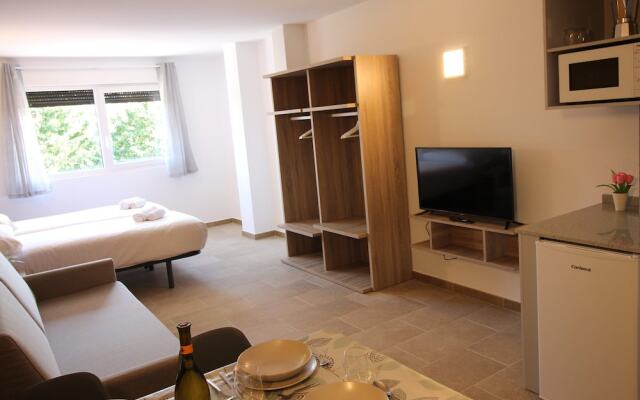 Apartamentos Pontepedriña by Bossh