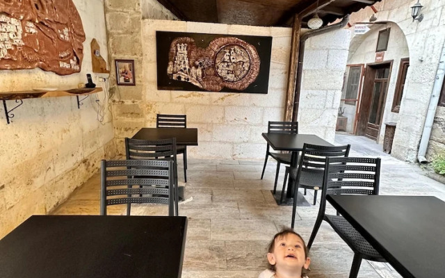 Tokmak Guest House