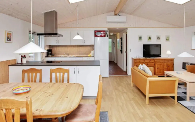6 Person Holiday Home in Jerup