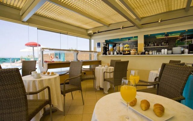 Stay 365 Heraklion Apart Hotel