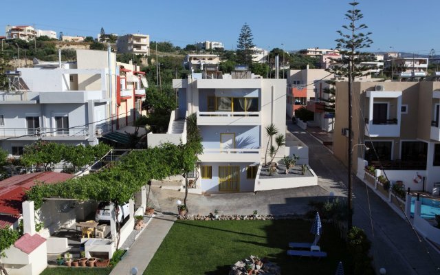 Danaos Beach Apartments