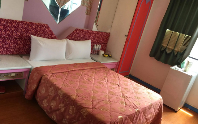 Adia Budget Hotel