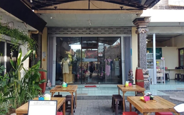 Rori Homestay