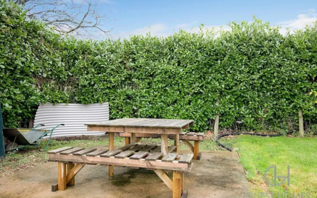 Host Stay Snodsbury Barn