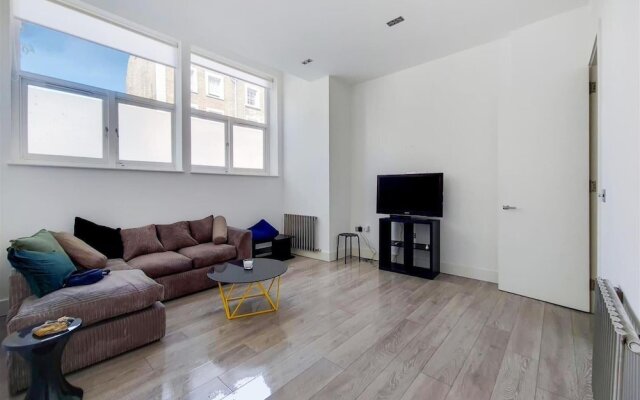 Luxurious 4-bedrooms Apartment in Central London