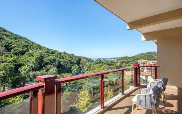 Crowne Plaza Zhoushan Seaview, an IHG Hotel