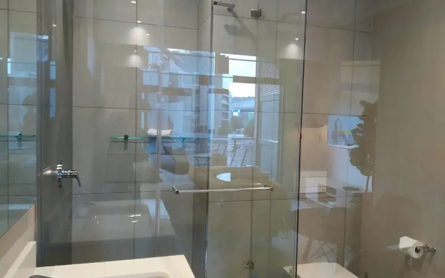 Menlyn Residence Luxury Studio Apartment