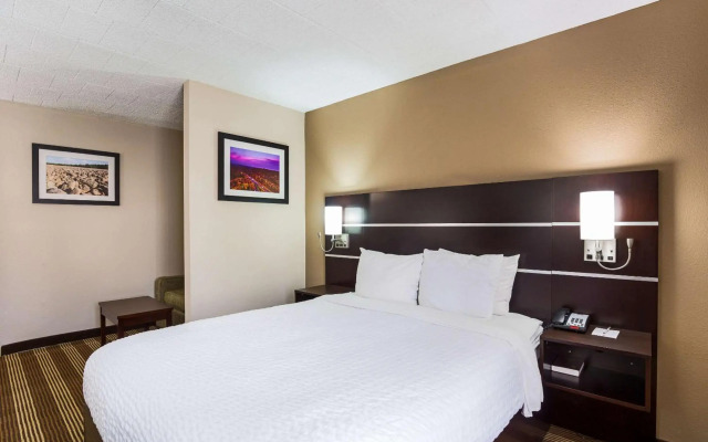 Pocono Inn & Banquet