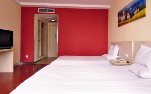 Hanting Express Dezhou Train Station