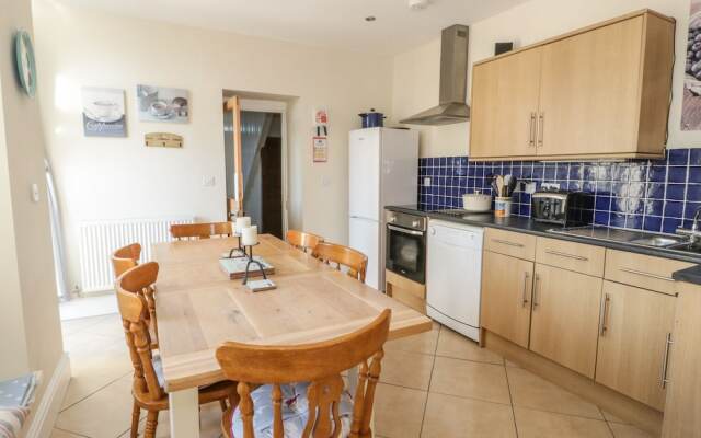 Ground Floor Flat At Wylfa, Rhosneigr