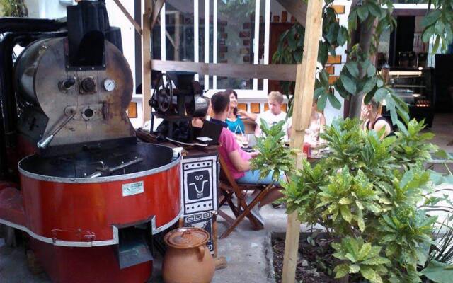 Urban Beach Chic Hostel