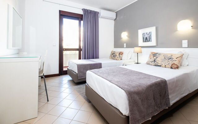 Roca Belmonte Apartamentos