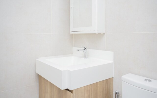 1BR Modern and Spacious at Skandinavia Apartment